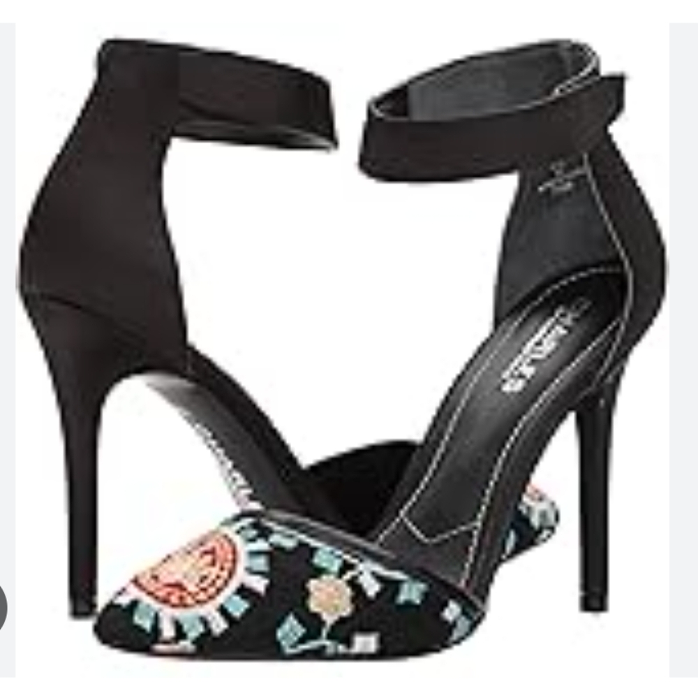 -Charles By Charles David Stunning Pointer Dress Pump With Embroidery  4" Heel